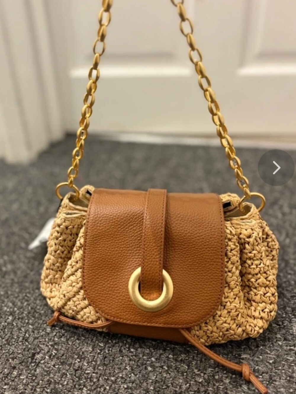 Reiss Lori Raffia-Effect and Leather Shoulder Bag in Natural - Picture 9 of 14